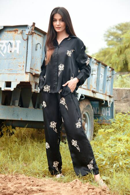 Nyaro Black Viscose, Satin Embroidery Shawl Neck Thread Rose Shirt With Pant Online at Aza Fashions Nyaro_Black Viscose, Satin Embroidery Shawl Neck Thread Rose Shirt With Pant_Online_at_Aza_Fashions