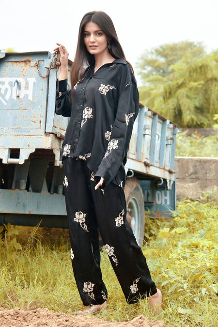 Shop Nyaro Black Viscose, Satin Embroidery Shawl Neck Thread Rose Shirt With Pant Shop_Nyaro_Black Viscose, Satin Embroidery Shawl Neck Thread Rose Shirt With Pant