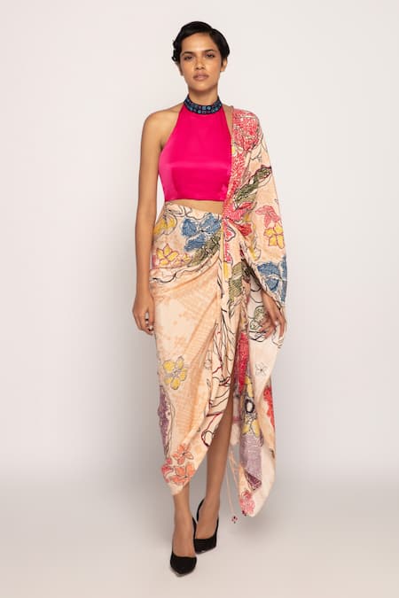 Saaksha & Kinni Peach Silk Print Floral Abstract Pre Draped Saree 