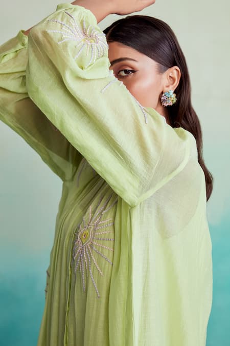 The Right Cut Green Chanderi Embroidery Mandarin Collar Zesty Hand Dress at Aza Fashions The Right Cut_Green Chanderi Embroidery Mandarin Collar Zesty Hand Dress _at_Aza_Fashions