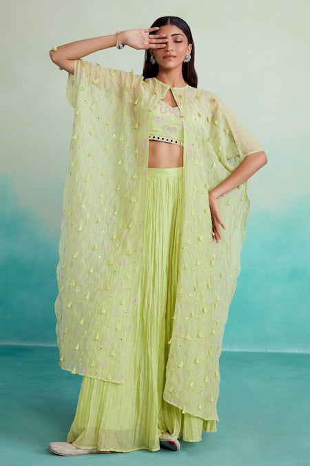 The Right Cut Green 40g Chanderi Hand Embroidered Thread Leaf Neck Citra Cape Sharara Set 