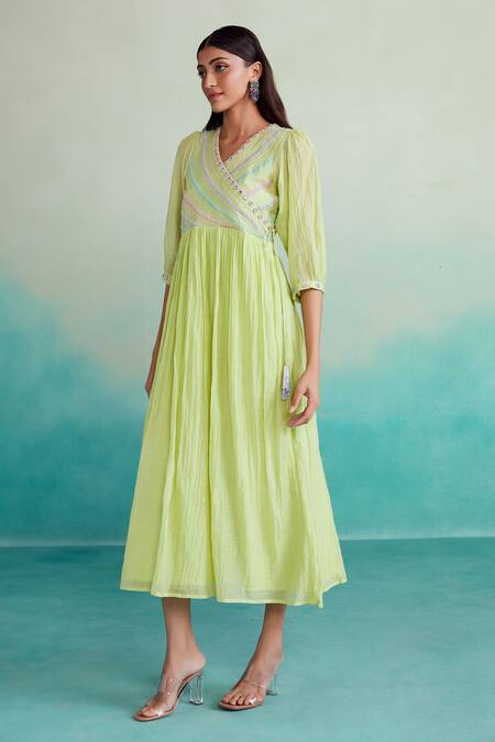 Shop The Right Cut Green Chanderi Embroidery V-neck Vivid Bodice Dress Online at Aza Fashions Shop_The Right Cut_Green Chanderi Embroidery V-neck Vivid Bodice Dress _Online_at_Aza_Fashions