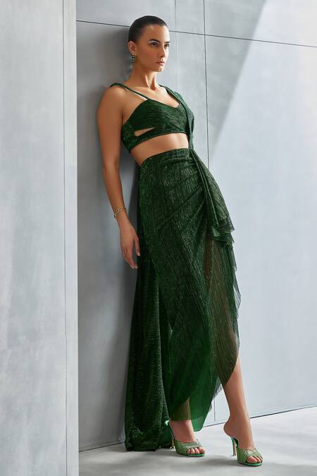 Buy_Namrata Joshipura_Green Crepe Sequins Sweetheart Neck Pre-draped Metallic Finish Saree With Blouse_Online_at_Aza_Fashions