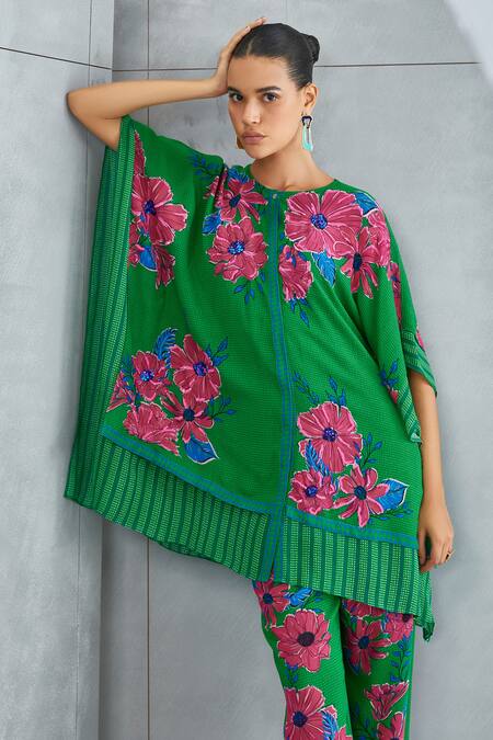 Buy_Namrata Joshipura_Green Georgette Embellished Sequin Round Zinna Floral Pattern Top And Pant Set