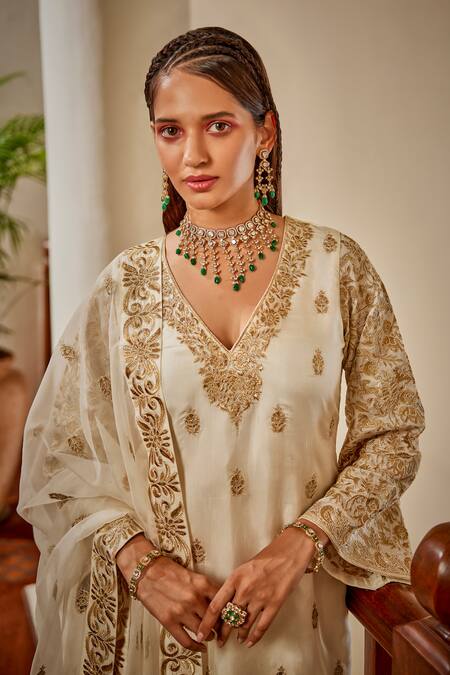 Shop The Royaleum Ivory Silk, Organza Embroidery V-neck Shikargah Pattern Kurta Pant Set Online at Aza Fashions Shop_The Royaleum_Ivory Silk, Organza Embroidery V-neck Shikargah Pattern Kurta Pant Set_Online_at_Aza_Fashions