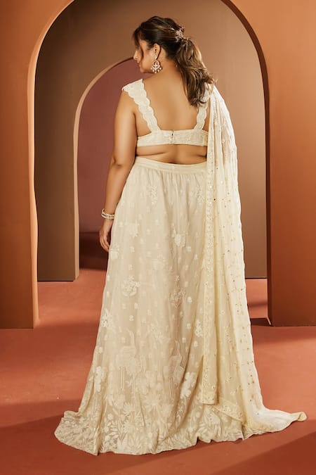 Saanjh By Lea Vamika Embroidered Slit Lehenga Set 