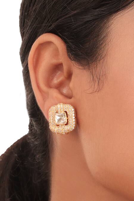 Sica Jewellery_Yellow Crystals, Moissanite Polki Solitaire Embellished Noor Pendant Set _Online_at_Aza_Fashions