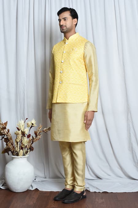 Shop_Arihant Rai Sinha_Yellow Cotton Embroidery Flora Diamond Nehru Jacket _Online_at_Aza_Fashions