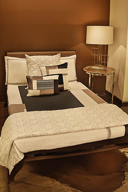 Perenne Design Bauhaus Patchwork Bedspread & Pillows Set 