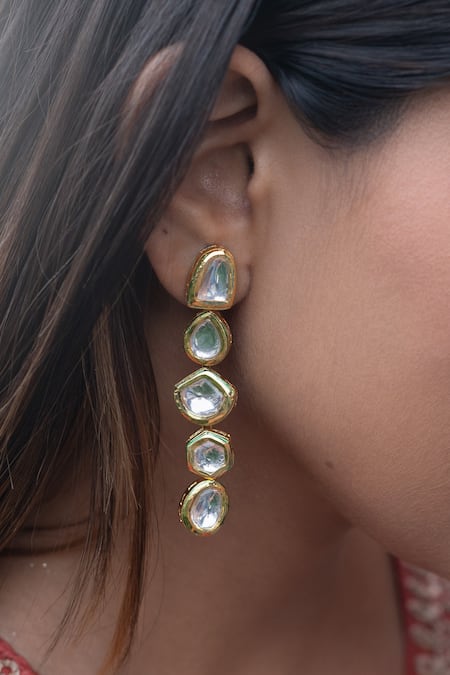Do Taara Gold Plated Diamonds, Stones Geometric Kundan Embellished Dangler Earrings Online at Aza Fashions Do Taara_Gold Plated Diamonds, Stones Geometric Kundan Embellished Dangler Earrings _Online_at_Aza_Fashions