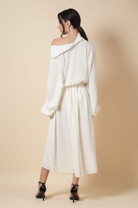 Label Ivish Camellia Deep V Neck Dress 