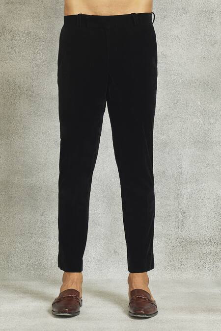 Nero By Shaifali And Satya_Black Velvet Embroidery Thread Sherwani Set_at_Aza_Fashions