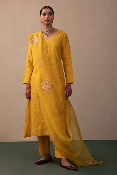 Pink City By Sarika Yellow Silk, Chanderi, Organza Embroidery V-neck Chequered Kurta Pant Set 