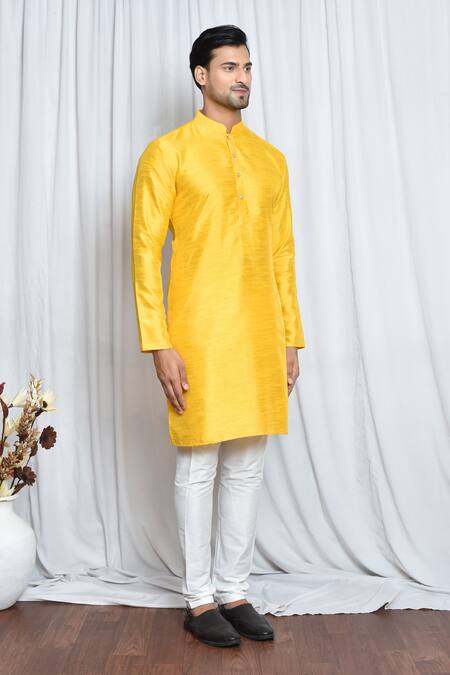 Arihant Rai Sinha_Yellow Silk Embroidery Mandarin Collar Plain Kurta _at_Aza_Fashions