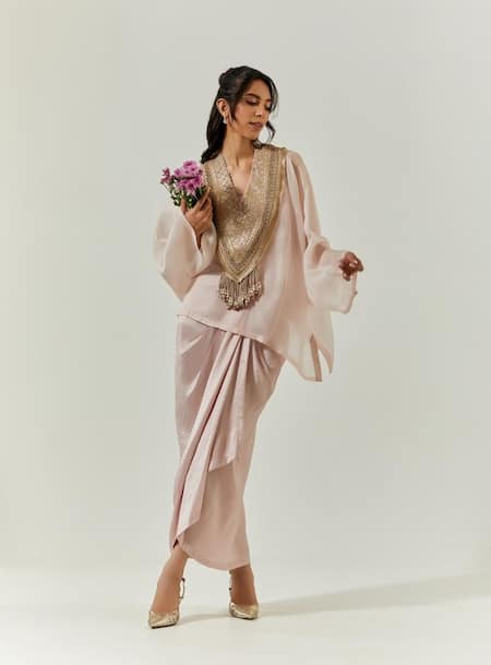 Anamika Khanna Pink Powder Organza Hand Embroidered Cape With A Pick Up Skirt 