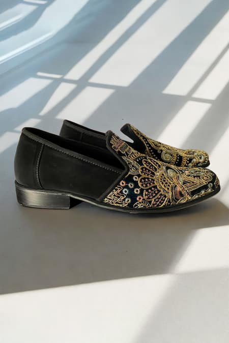 Pako Andrew Embroidered Loafers 