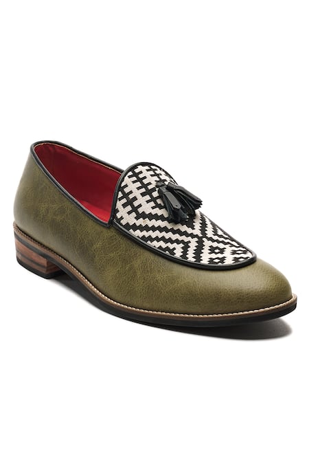 Shop Banjaaran Studio Green Geometric Texture Olive Loafers Online at Aza Fashions Shop_Banjaaran Studio_Green Geometric Texture Olive Loafers_Online_at_Aza_Fashions