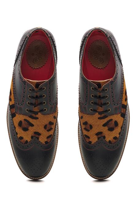 Shop Banjaaran Studio Black Leopard Texture Pattern Brogues at Aza Fashions Shop_Banjaaran Studio_Black Leopard Texture Pattern Brogues _at_Aza_Fashions