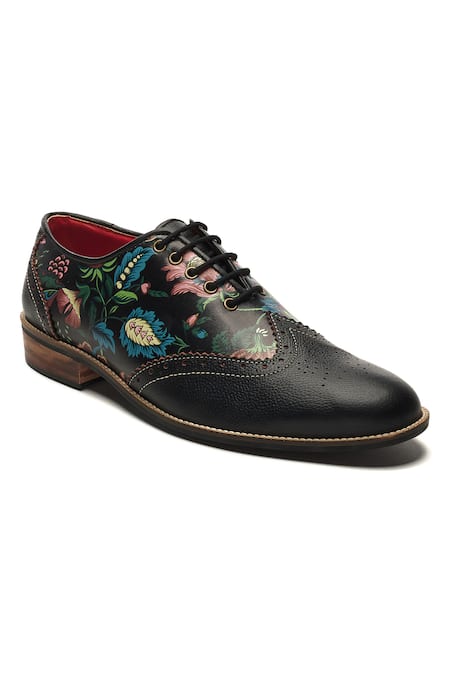 Shop Banjaaran Studio Black Floral Pattern Brogues Online at Aza Fashions Shop_Banjaaran Studio_Black Floral Pattern Brogues_Online_at_Aza_Fashions