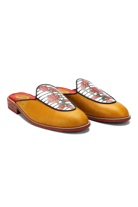 Banjaaran Studio Leather Bloom Mules 