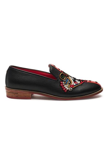 Banjaaran Studio Black Embroidered Twin Lion Leon Loafers Online at Aza Fashions Banjaaran Studio_Black Embroidered Twin Lion Leon Loafers_Online_at_Aza_Fashions