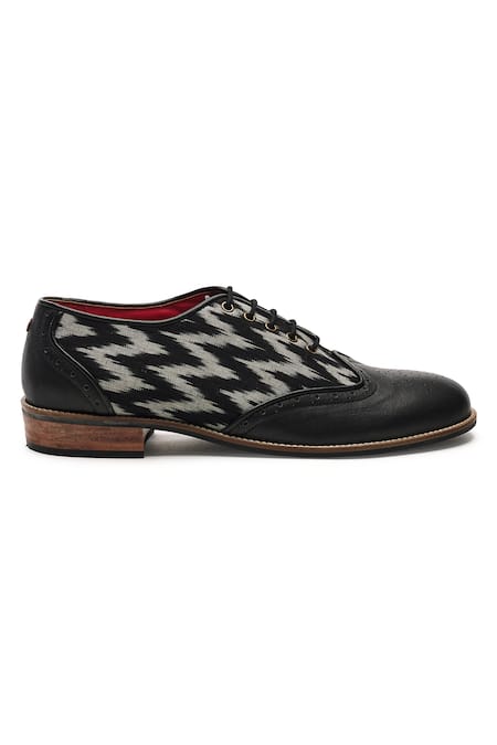 Banjaaran Studio_Black Handcrafted Leather Ikat Brogue Shoes_Online_at_Aza_Fashions