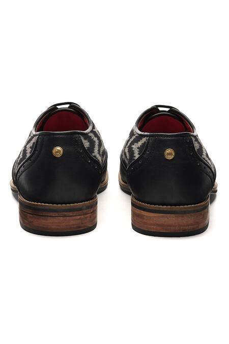 Buy_Banjaaran Studio_Black Handcrafted Leather Ikat Brogue Shoes_Online_at_Aza_Fashions