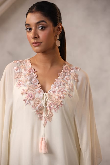 Buy_K-Anshika_Off White Georgette Sequins, Beads, Embroidery V-neck Floral Kaftan _Online_at_Aza_Fashions