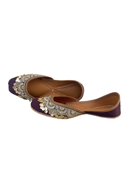 Shop_Kurrbat_Purple Embroidered Persian Plum Juttis _at_Aza_Fashions