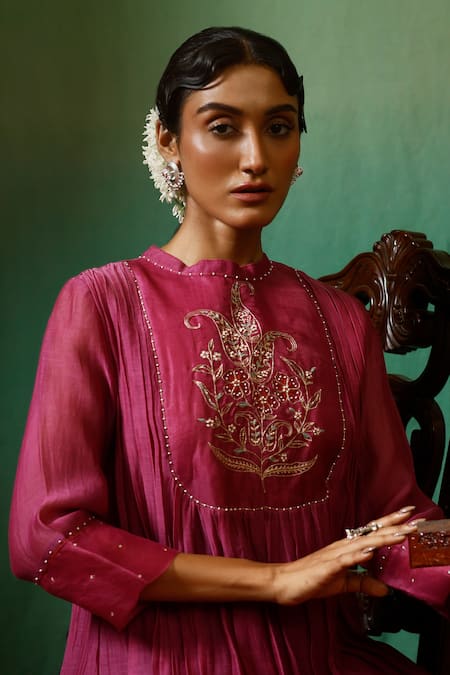 Chokhi Chorri_Magenta Chanderi, Silk Sequins, Beads Collared Nissa Pleated Kurta And Pant Set _Online_at_Aza_Fashions