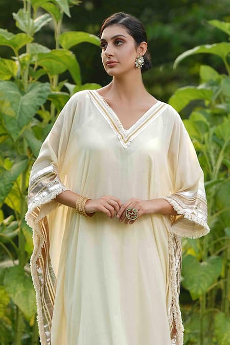 Buy_Nazar By Indu_White Cotton Gota Patti V-neck Placement Work Kaftan With Pant _Online_at_Aza_Fashions
