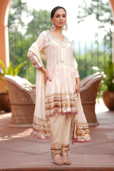 Shop_Nazar By Indu_White Cotton Gota Patti V-neck Placement Work Anarkali Pant Set _Online_at_Aza_Fashions