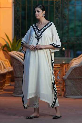 Buy_Nazar By Indu_White Cotton Embroidery V-neck Kaftan And Pant Set _Online_at_Aza_Fashions
