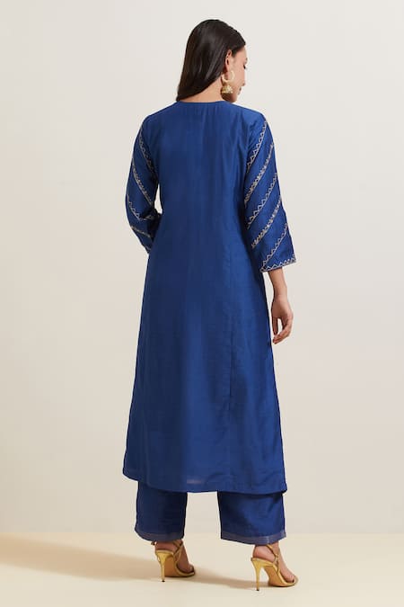 Shop Priya Chaudhary Blue Chanderi Silk Embroidery Split V-neck Kurta And Pant Set at Aza Fashions Shop_Priya Chaudhary_Blue Chanderi Silk Embroidery Split V-neck Kurta And Pant Set _at_Aza_Fashions