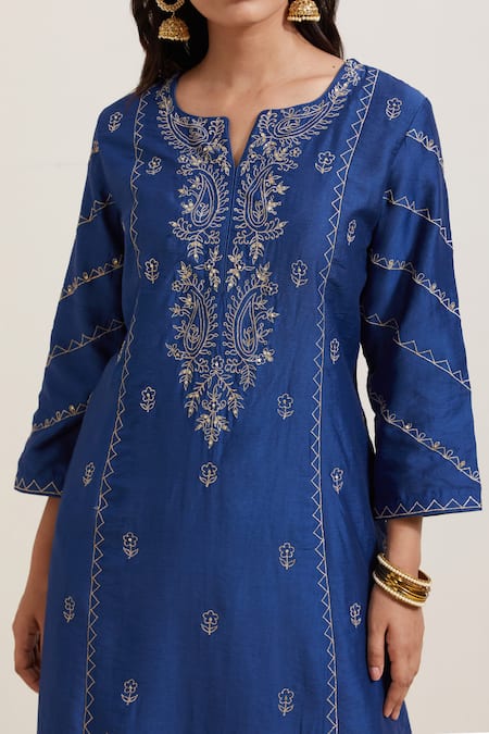 Priya Chaudhary Blue Chanderi , , Embroidery Split V-neck Kurta Pant Set at Aza Fashions Priya Chaudhary_Blue Chanderi , , Embroidery Split V-neck Kurta Pant Set _at_Aza_Fashions