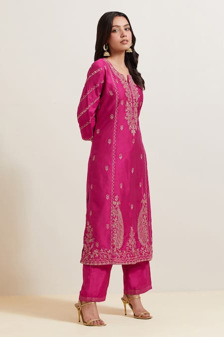 Shop_Priya Chaudhary_Pink Chanderi Silk Embroidery Split V-neck Paisley Kurta _Online_at_Aza_Fashions