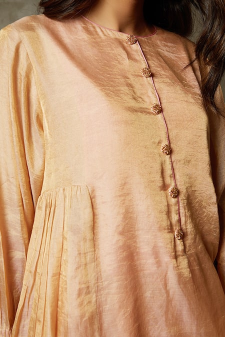 Buy RI.Ritu Kumar Peach Silk Embroidery, Tassels, Zari Round Neck Woven Panelled Kurta Set Online at Aza Fashions Buy_RI.Ritu Kumar_Peach Silk Embroidery, Tassels, Zari Round Neck Woven Panelled Kurta Set _Online_at_Aza_Fashions