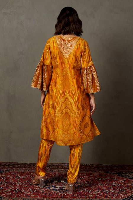Shop RI.Ritu Kumar Yellow Chanderi Silk Printed Paisley Notched Kurta And Pant Set at Aza Fashions Shop_RI.Ritu Kumar_Yellow Chanderi Silk Printed Paisley Notched Kurta And Pant Set _at_Aza_Fashions