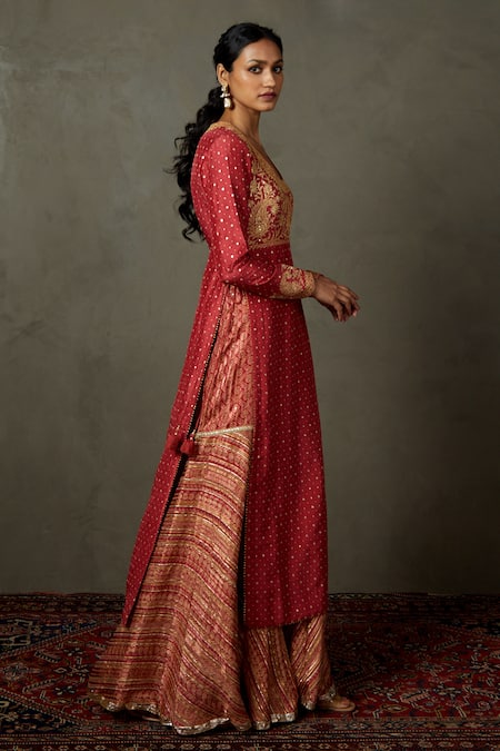 RI.Ritu Kumar_Pink Silk Flat Dupion Woven Polka Dots Round Embroidered Kurta Gharara Set _Online_at_Aza_Fashions