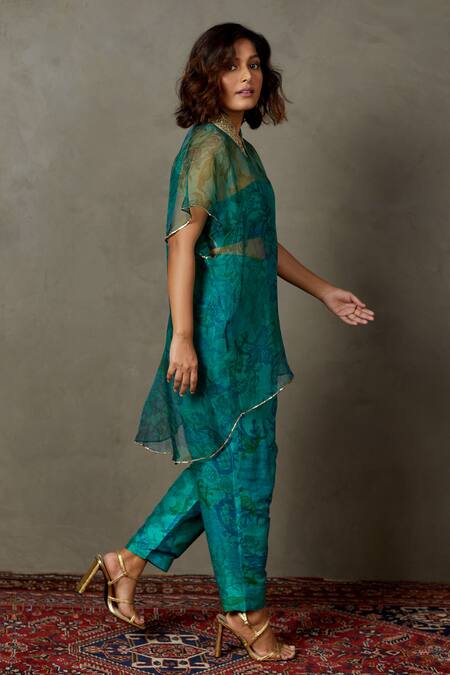 Buy RI.Ritu Kumar Emerald Green Silk Organza Printed Primrose Spread And Embroidered Shirt Pant Set Online at Aza Fashions Buy_RI.Ritu Kumar_Emerald Green Silk Organza Printed Primrose Spread And Embroidered Shirt Pant Set _Online_at_Aza_Fashions