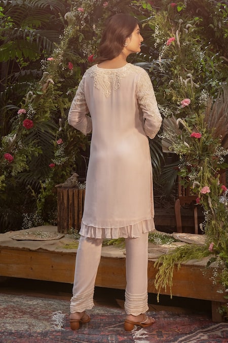 Shop Samatvam By Anjali Bhaskar Pink Georgette Pearls, Embroidery V-neck Nargis Thread And Work Kurta Pant Set at Aza Fashions Shop_Samatvam By Anjali Bhaskar_Pink Georgette Pearls, Embroidery V-neck Nargis Thread And Work Kurta Pant Set _at_Aza_Fashions