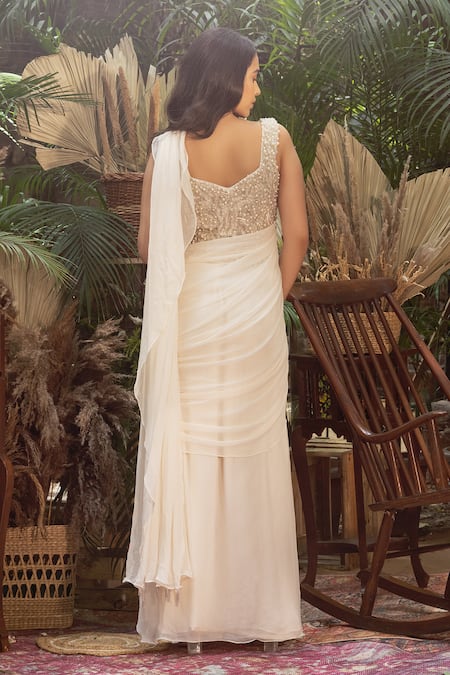 Samatvam By Anjali Bhaskar Veera Draped Saree With Embroidered Corset 