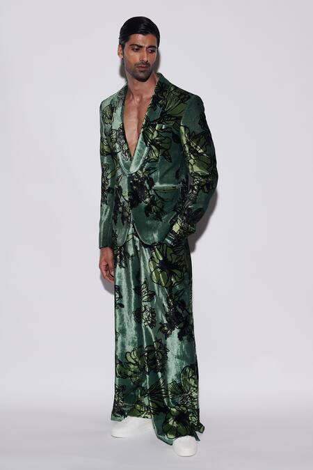 Varun Bahl_Green Velvet Embroidery Printed Suit And Trouser Set _at_Aza_Fashions