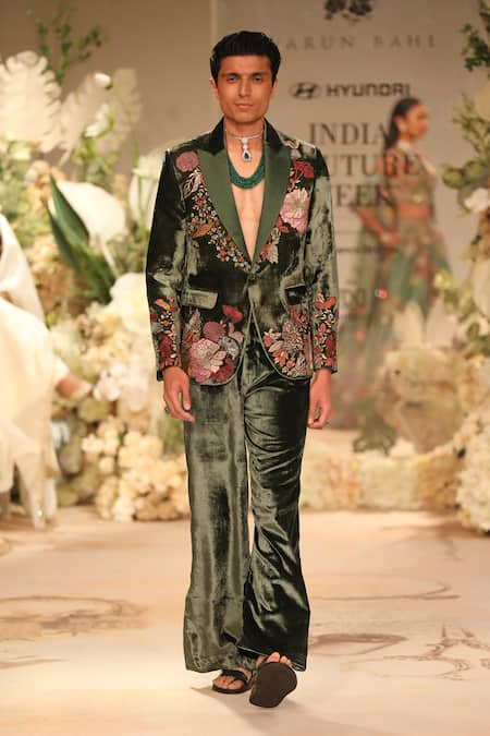 Varun Bahl Embroidered Suit & Trouser Set 