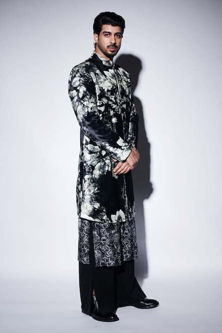 Varun Bahl_Black Velvet, Chanderi Sequins, Embroidery Floral Print Sherwani Set _at_Aza_Fashions