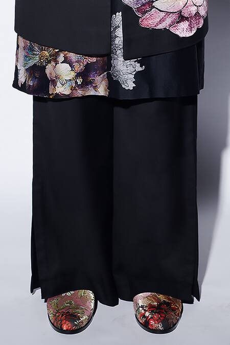 Varun Bahl_Black Chanderi Applique Velvet Sherwani Set _Online_at_Aza_Fashions