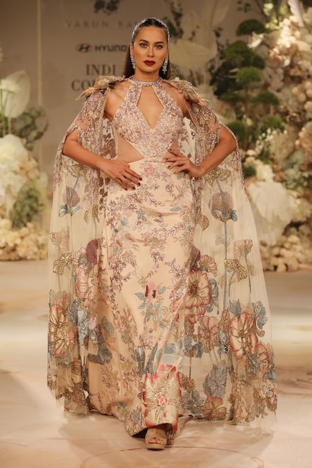 Varun Bahl Flower Vine Pattern Gown With Embroidered Cape 
