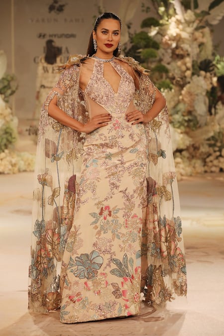 Varun Bahl Flower Vine Pattern Gown With Embroidered Cape 