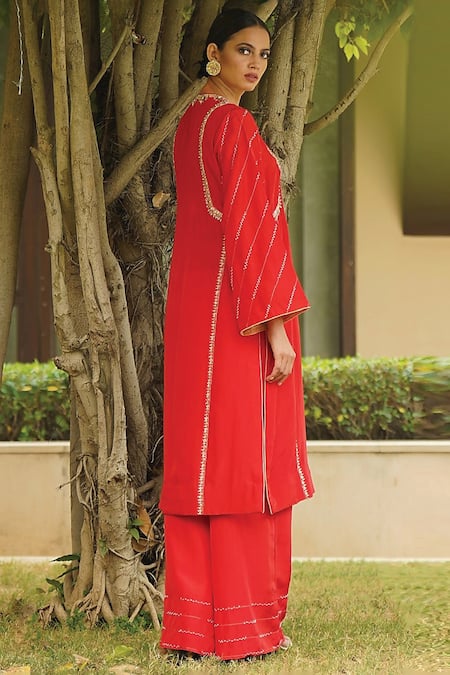 Shop Kyra By Bhavna Red Silk, Organza Embroidery, Zari Split V-neck Zardosi Work Kurta Pant Set at Aza Fashions Shop_Kyra By Bhavna_Red Silk, Organza Embroidery, Zari Split V-neck Zardosi Work Kurta Pant Set _at_Aza_Fashions