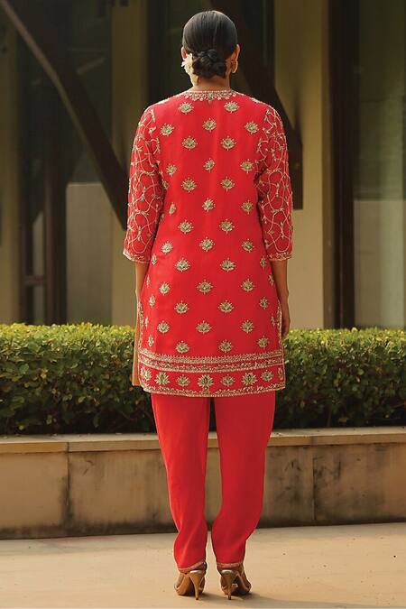 Shop Kyra By Bhavna Coral Silk, Organza Zari V-neck Zardosi Embroidered Kurta Dhoti Pant at Aza Fashions Shop_Kyra By Bhavna_Coral Silk, Organza Zari V-neck Zardosi Embroidered Kurta Dhoti Pant _at_Aza_Fashions